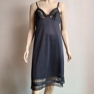 Vanity Fair Black Lace Chemise